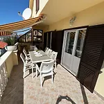 Schoenes Ferienhaus In Strandnaehe - Sabunike