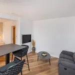 Soho Apartment On The Waterfront