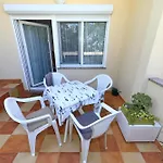 Vanda Land Apartment