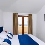 Holiday Villa Perla