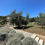 Beach House Mostir