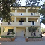 Apartmani Mara