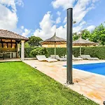 Apartment Petra-1 By Interhome