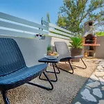 Cosy Apartment In Pag