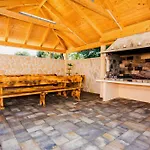 Family Friendly Pool House Ana - Happy Rentals