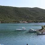 Apartments By The Sea Brijesta, Peljesac - 10223