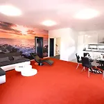 Villa Frenky Vir