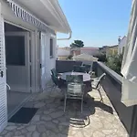 Apartment In Vir Mit Grosser Terrasse
