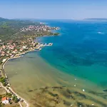 Lovely Apartment In Mrljane With Lake View