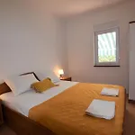Ferienwohnung Fuer 5 Personen Ca 75 Qm In Mandre, Dalmatien Inseln Vor Zadar