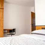 5 Bedroom Cozy Home In Posedarje
