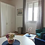 Oasis Apartment