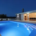 Holiday Home Fjaka With Swimming Pool