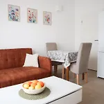 Apartment Ivoni Seaview