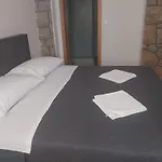 Apartmani I Sobe Grga