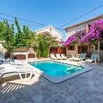 Studios Villa Romantica