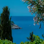 Niva 2- Stunning Sea View 2 Bedroom Apartment