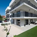 Apartment Mali & Veli