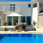 Luxury Villa Michelle