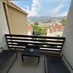 Cruise Ship Bridge View Apartment Luka