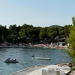 Dragon Bay - Falkor