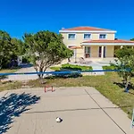 Villa Volak
