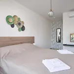 Urban Apartment Endji