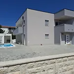 Villa Plesa With Office And Private Pool