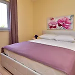 Apartment Melandura-8 By Interhome