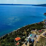 Villa Shark Maslenica