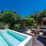 Apartment With Terrace And Mini Pool Green Gold