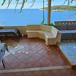 Apartments Komaic