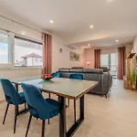 Nuvola Apartment