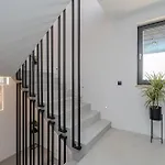 4 Bedroom Lovely Home In Zadar