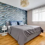 Spacious Two Bedroom Apartment With Roof Terrace, Borik