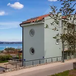 Apartments Vista