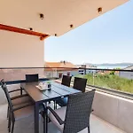 Sea Bay View Apartment - Appartement Avec Piscine Et Magnifique Vue Sur Mer