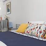 Apartment Tom