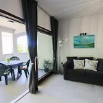 The Gravel Beach & Bike Apartment