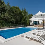 Gorgeous Home In Biograd Na Moru With Wifi