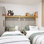 Sea House Modern Mobile Home, Pool - Privilege Point Camping & Villas