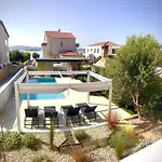 Apartment Lucie 4