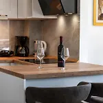 Dlc Deluxe Apartment