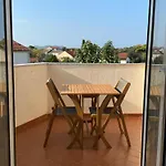Charmy Sunny Apartment
