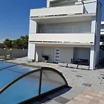 Villa Dj