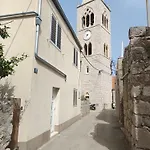Apartments With Wifi Lastovo - 14990