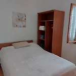Goga Apartment