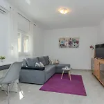Family Friendly House With A Swimming Pool Privlaka, Zadar - 23516