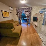 Apartment Jeger