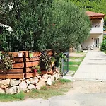 Apartmani Maslina Zuljana